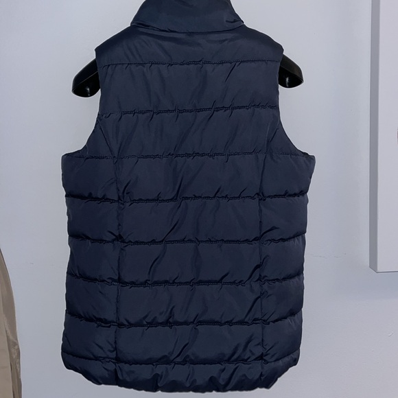 Sleeveless jacket - Picture 2 of 4
